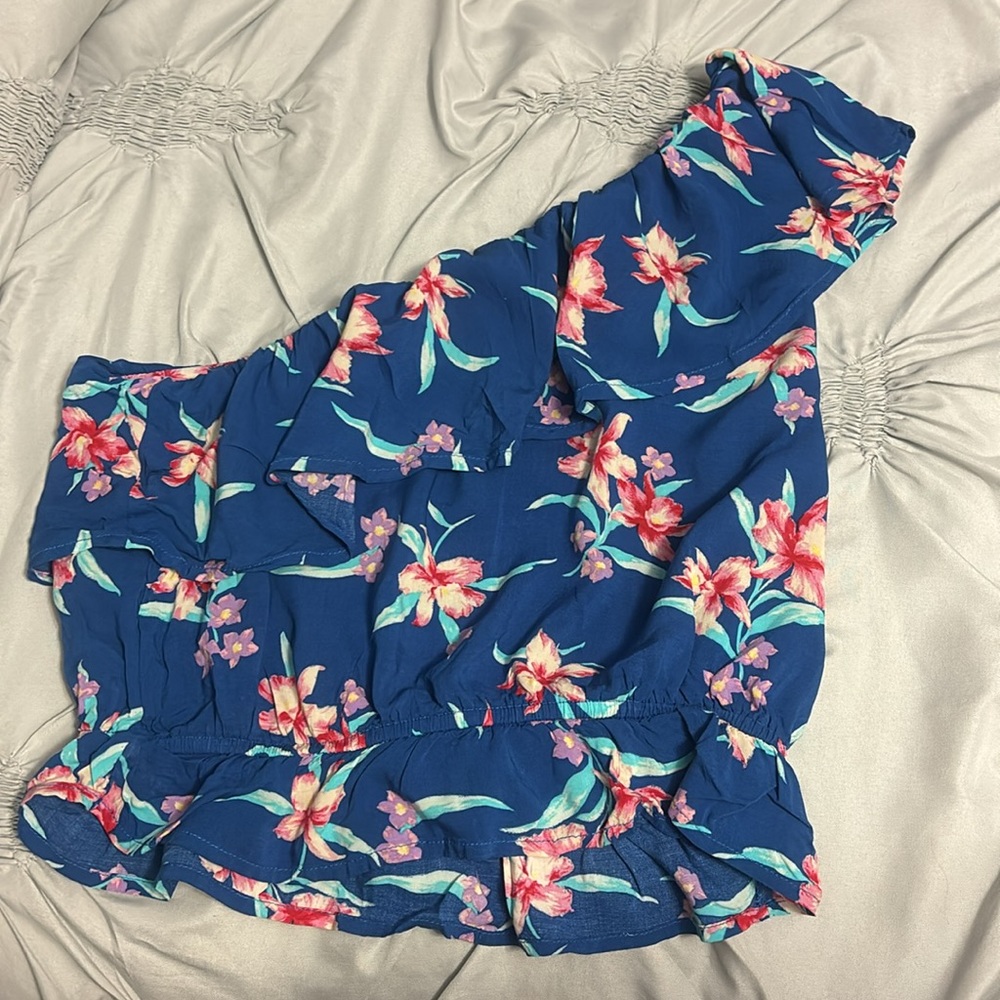 American eagle off the shoulder top